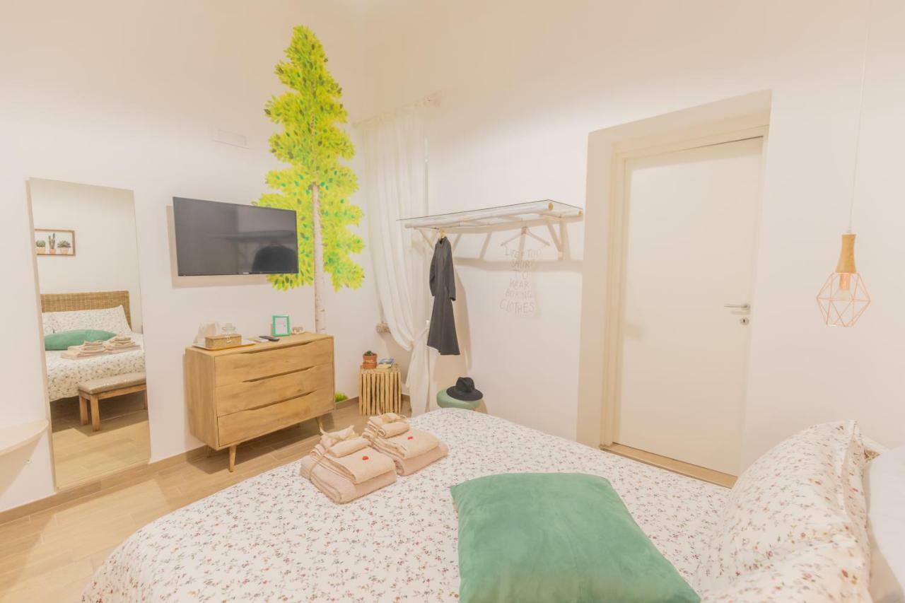 Bed and Breakfast Casa Romito Трани Экстерьер фото